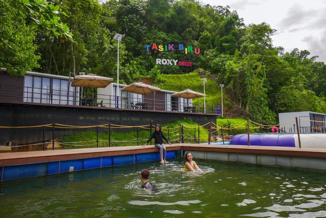 Roxy Tasik Biru Resort City Bau Exterior foto